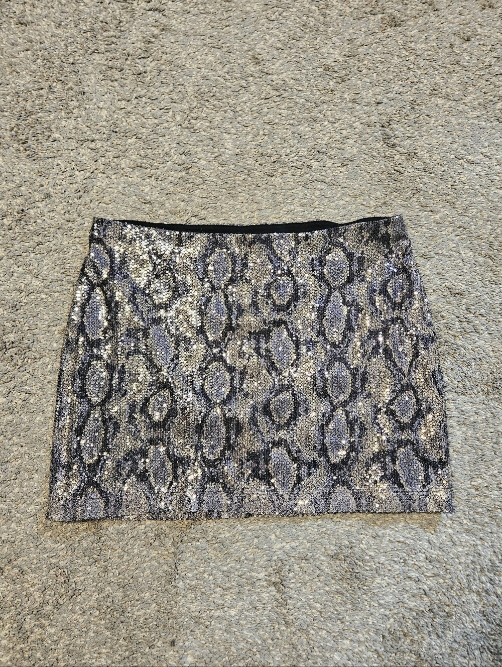 Express Sequin Snake-Print Mini Skirt in Black & Silver